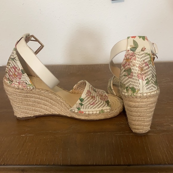 Wedges - Picture 4 of 9